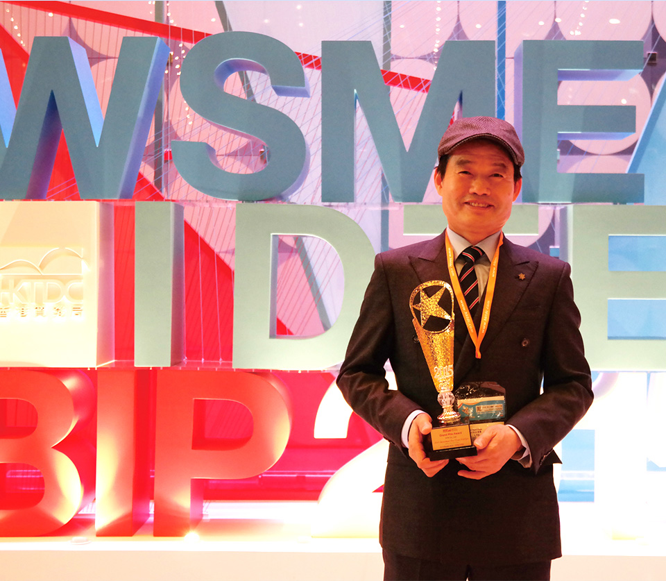 Dr. Kim Young Kwi